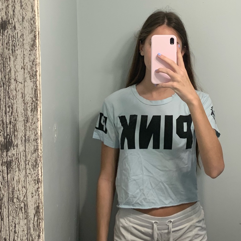 PINK crop top (light blue)